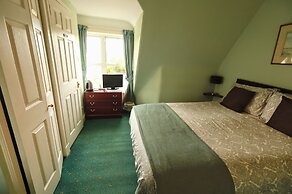 Airdenair Guest House