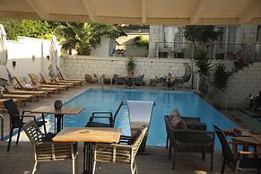 ALALUCCA HOTEL BY ELDA