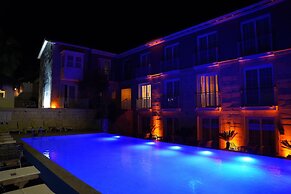 ALALUCCA HOTEL BY ELDA