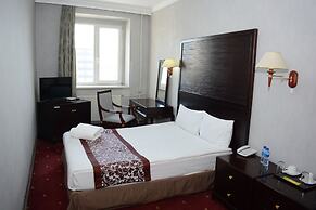 White House Hotel