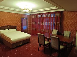 White House Hotel