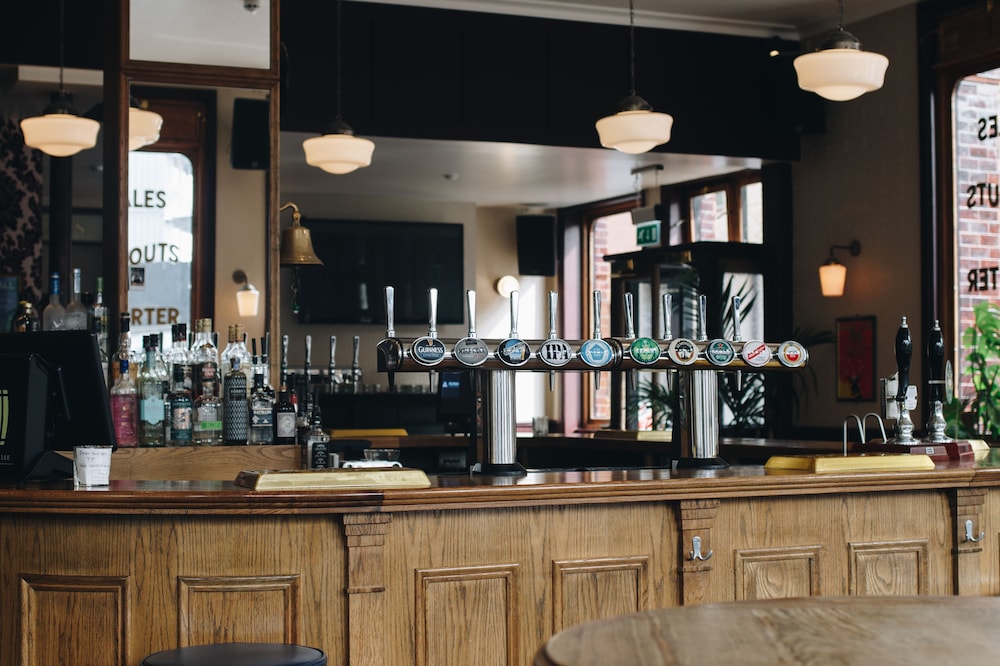 Camden Enterprise Hotel & Pub