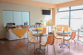 Hotel Rivera Inn