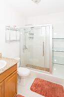 New Kingston Guest Apt at Fairway