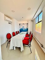 Hotel Laureles Plaza