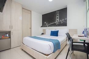 Hotel Laureles Plaza