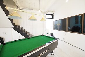 Zent & Bao Hostel