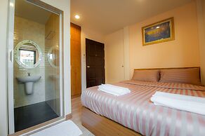 Full House Khaosan - Hostel