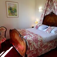 Hostellerie du Grand Sully