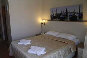 Firat Mert Hotel