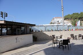 Firat Mert Hotel