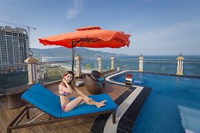 7 Seven Sea Hotel