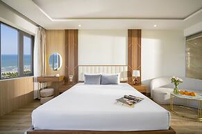 7 Seven Sea Hotel