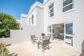 3 Canterbury Square