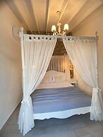 Selin Hotel