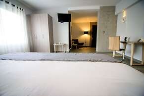 Maria Ines Hotel Suite