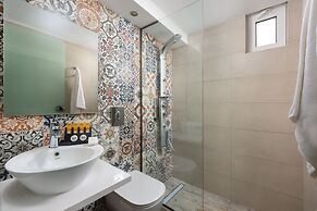 Lindos Citrin Suites
