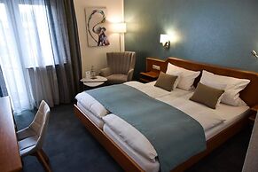 Martins Klause Airport Messe Hotel