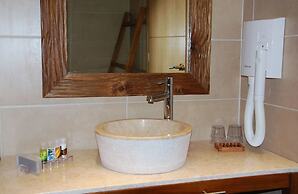 Astrolabe Hotel