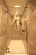 Streamside Apartments