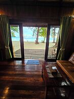 Kradan Beach Resort