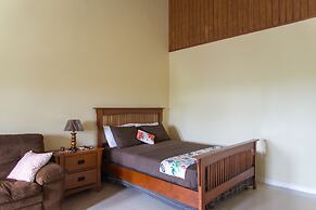 Claudeville Condo