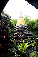 Bang Luang House