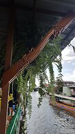 Bang Luang House