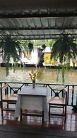 Bang Luang House