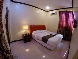 The Executive Villa Inn & Suites