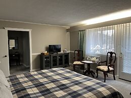 Sunny Shuswap B&B