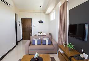 CSuites at 8 Newtown Residences