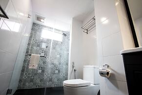 Bloommaze Boutique Hotel