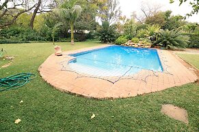 Hillside Manor
