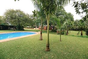 Hillside Manor