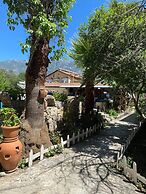 Unlu Hotel