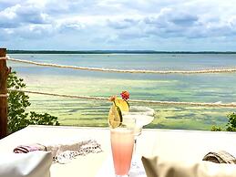 Rock and Sea Resort