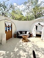 Rock and Sea Resort
