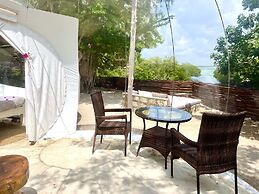 Rock and Sea Resort