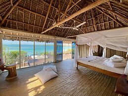 Rock and Sea Resort