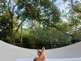 Rock and Sea Resort