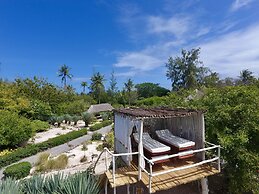 Rock and Sea Resort