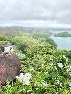 Rock and Sea Resort