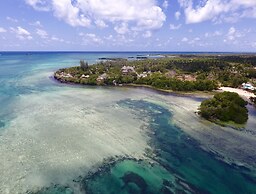 Rock and Sea Resort