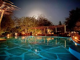 Rock and Sea Resort