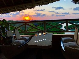 Rock and Sea Resort