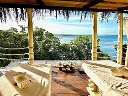 Rock and Sea Resort
