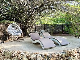 Rock and Sea Resort