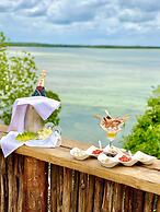 Rock and Sea Resort