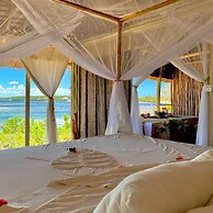Rock and Sea Resort